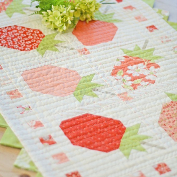 CT Batting Joanna Strawberries Charm Pack